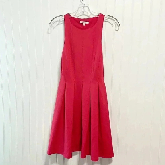Bailey 44 Pink Scuba Sleeveless Pleated Dress - Picture 4 of 7